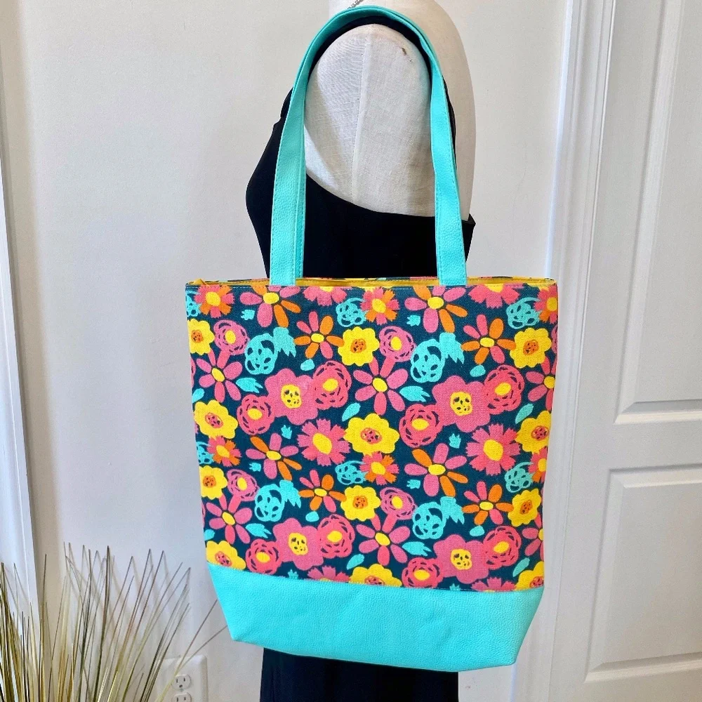Vintage Print Floral Lined Tote Bag